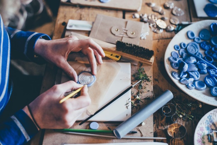 10+ Best Websites to Sell Crafts Online